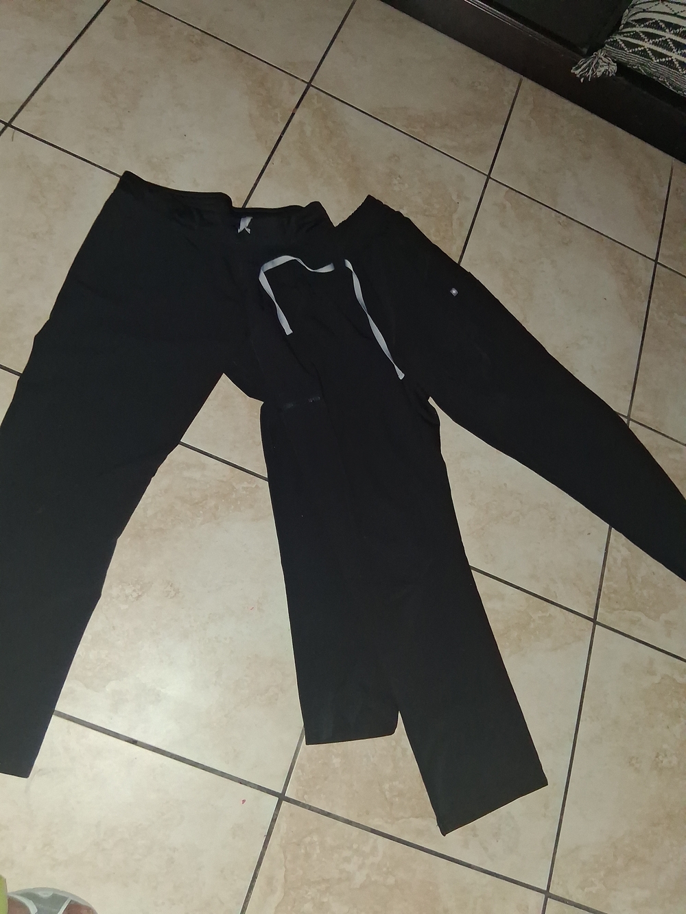 2 Figs Technical Collection Black Scrub  Pants Size L